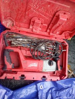Milwaukee Corded Rotary Hammer Drill
