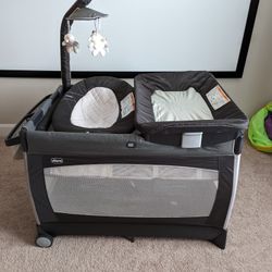 Chicco Pack And Play W/ Mattress 
