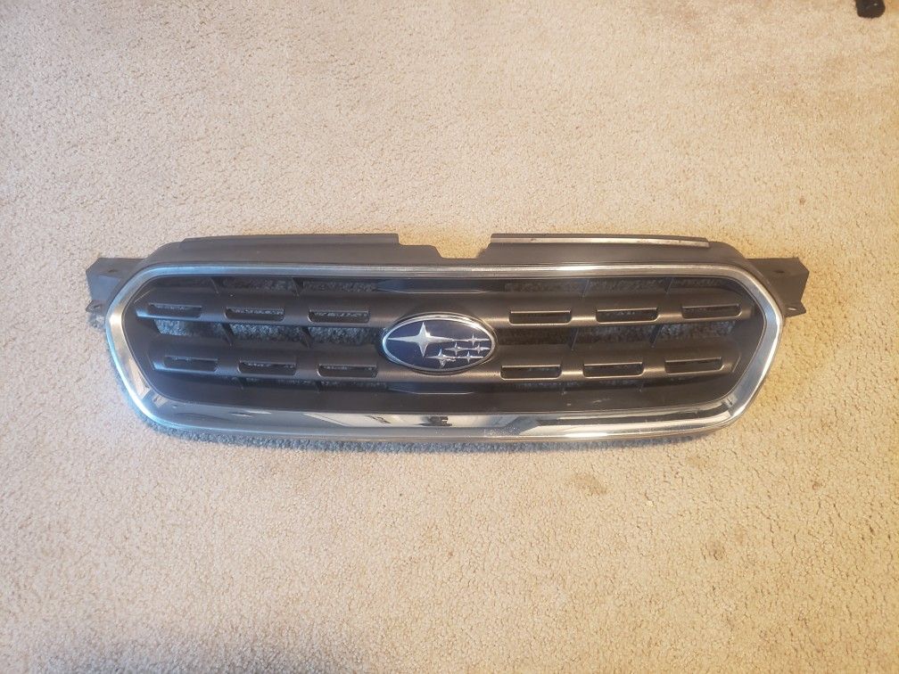Grille - Subaru OutbackXT '05