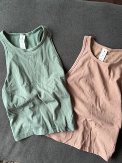 Yogalicious Ribbed Crop Tanks | XS | Set of 2