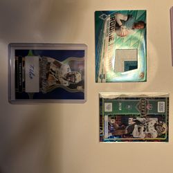 Travis Hunter Rookie Lot Auto & 3 Color Patch Card