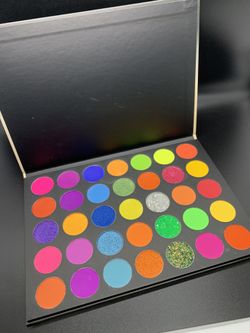 Eyeshadow pallet (highway 35)