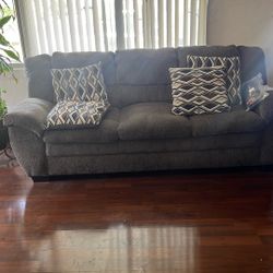 Couch With Pillow ****FREE*****