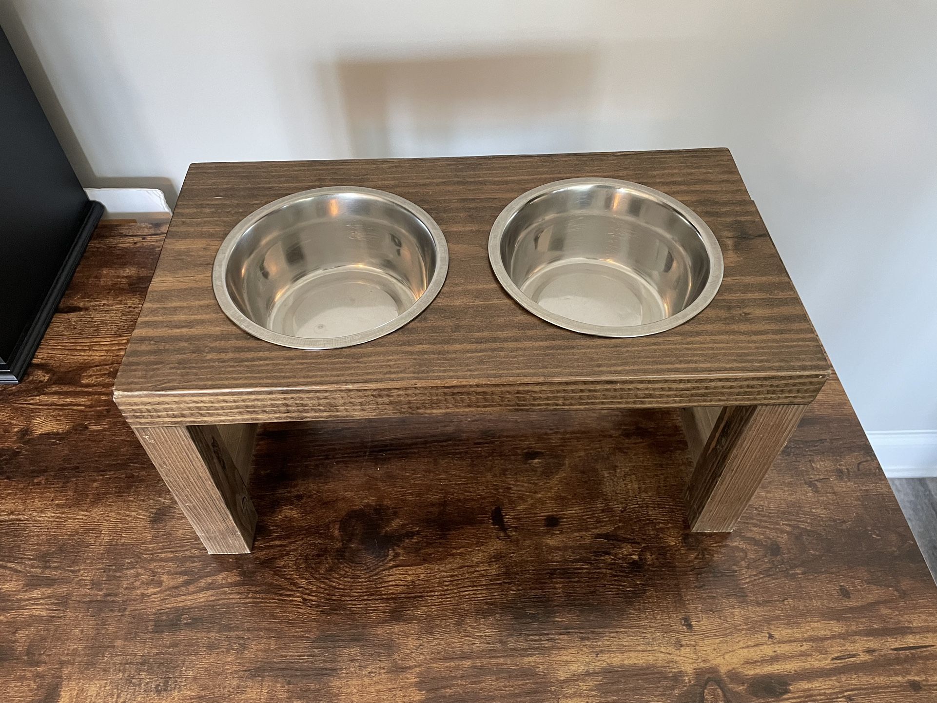 Handmade Raised Dog Feeder