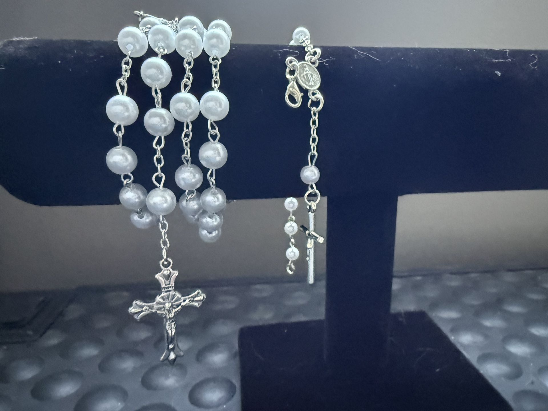 Girls’ Rosary & Bracelet Set – Brand New