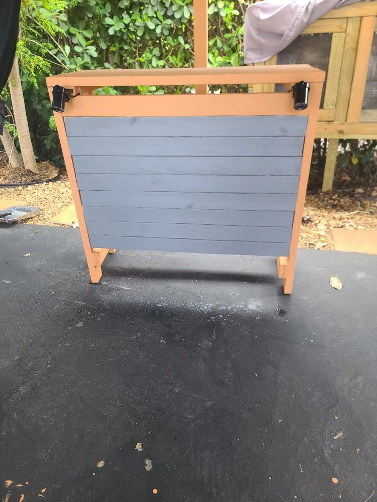 Dj Booth/high Cocktail Table