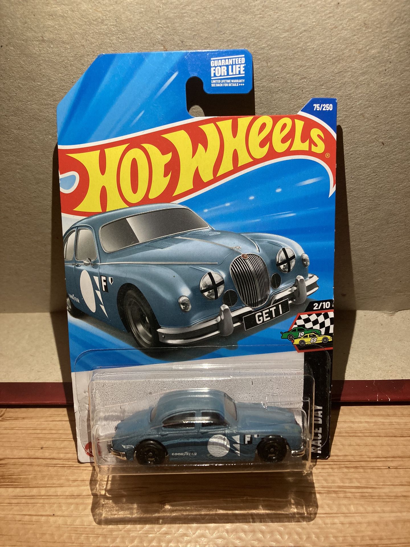 Hot Wheels / Jaguar MK1