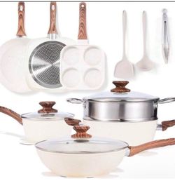 Nonstick Cookware Set with Wood-Look Handles