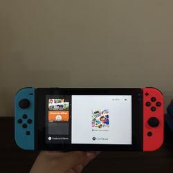 Nintendo Switch 