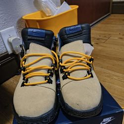 Nike Hiking Boots
