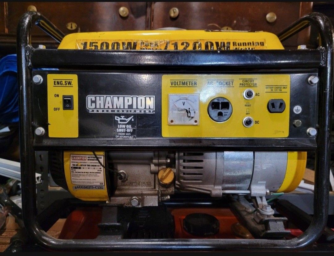 Champion 1500 Watt Generator.
Easy Starting, Runs Great, Come Hear It Run And Pick It Up.