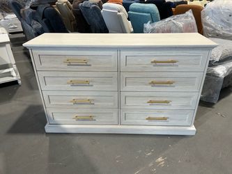 New - 8 Drawer Dresser for Bedroom