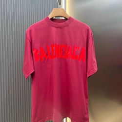 BALENCIAGA, TAPE TYPE RASPBERRY T-SHIRT FW25 !!!