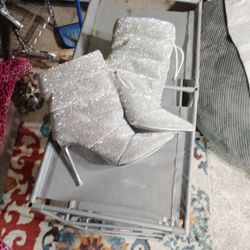 Steve Madden Silver Rhinestone Boots 