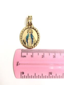 Made in Italy Virgin Mary religious pendant 14K REAL YELLOW GOLD.