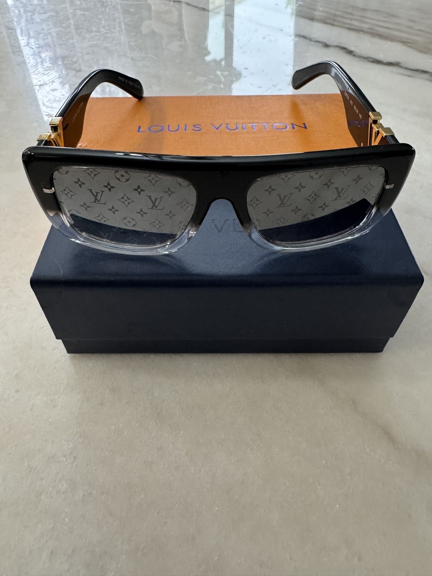 LV Sunglasses 