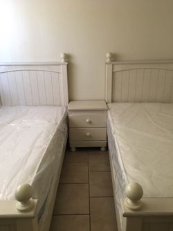 Ashley furniture twin bedroom set