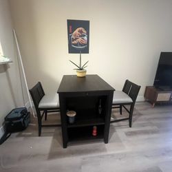 Dining Table And Chairs 