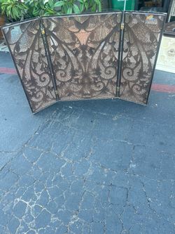 3-Panel Iron Scroll Fireplace Screen