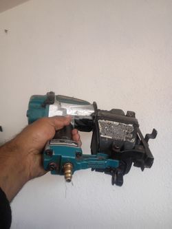 Roofing gun