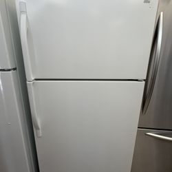 33” Width Kenmore Apartment Size Refrigerator 