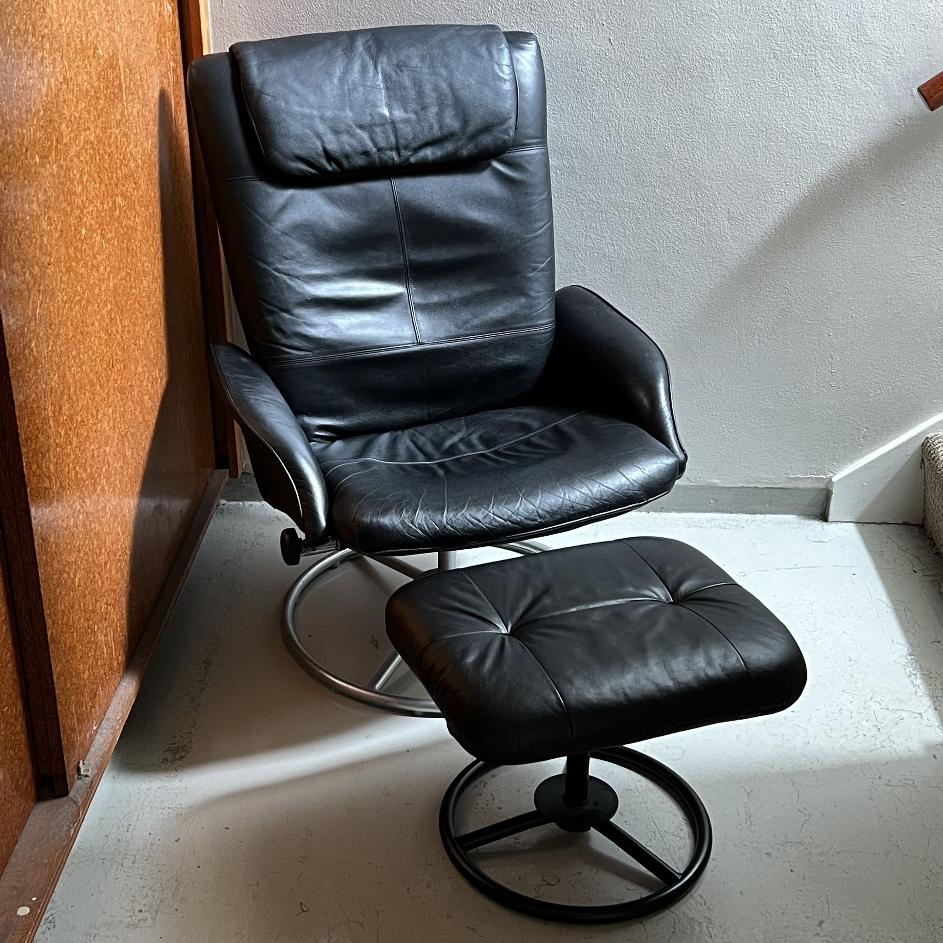 Vintage IKEA Stressless Style Black Leather Lounge Chair & Ottoman