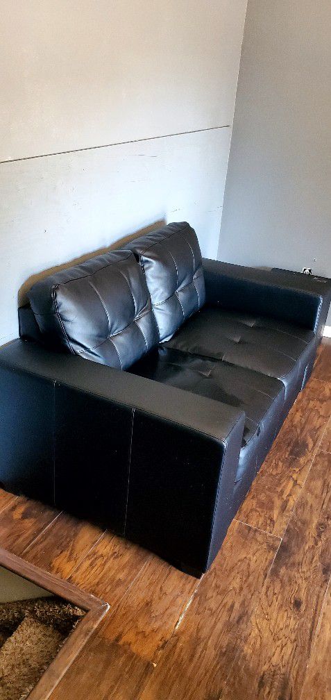 3 Leather Sofas