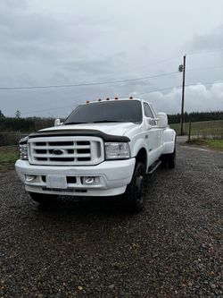 2004 Ford F-550
