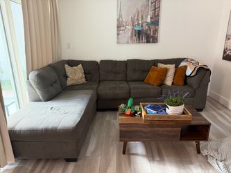 Gray Fabric Sectional Sofa with Chaise