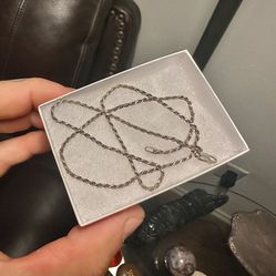 Awesome 😎!! Italian Made 925 Sterling Silver Rock Chain!