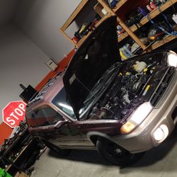 1999 Subaru Legacy Wagen 2.5-Liter 4-Cylinder Automatic AWD Ready For The Snow Clean Runs Strong Drives Great Heater Works Lots New Parts 