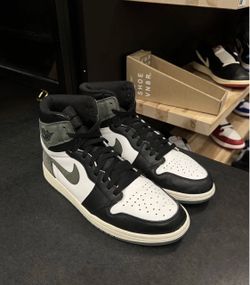 Nike Air Jordan 1 Retro High OG Sneakers Clay Green Men’s size 11