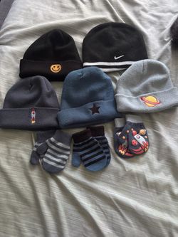 Toddler beanie and gloves