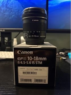 Canon ef Efs 10-18mm f4.5 - 5.6 IS STM lens with original box