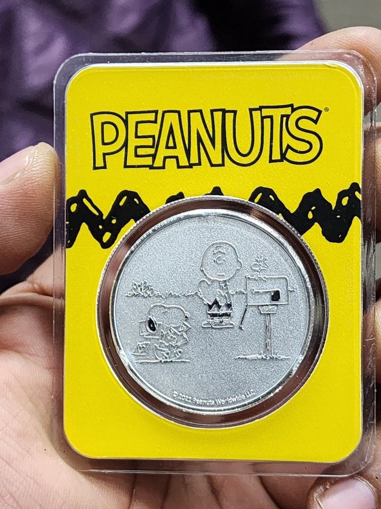 2021 Peanuts® Valentine 1 oz .999 Silver Round