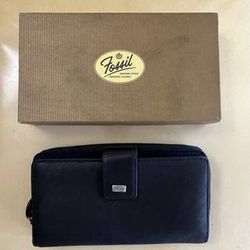 NIB Vintage Fossil Black Leather Tab Clutch
