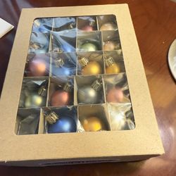 Vintage Christmas Smith And Hawkin Glass Ornaments 19 Total Colorful