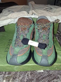 Gucci runners Green Suede