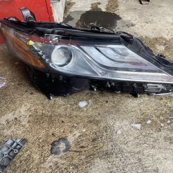 2018 2022 Toyota Camry Xle Passenger Right Headlight