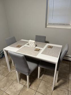 4 Chairs And Dining Table for SALE