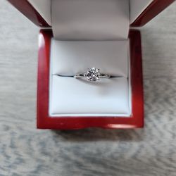 14k White Gold And .90 Ct Diamond Solitaire Engagement Ring New