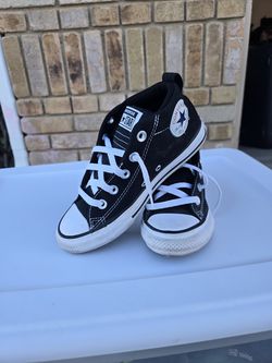 Kids converse