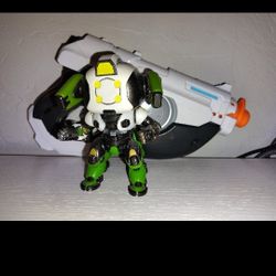 Overwatch Tracer Nerf Gun With Orisa Figure 