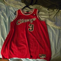 Nike Bulls Jersey 2XL length +2