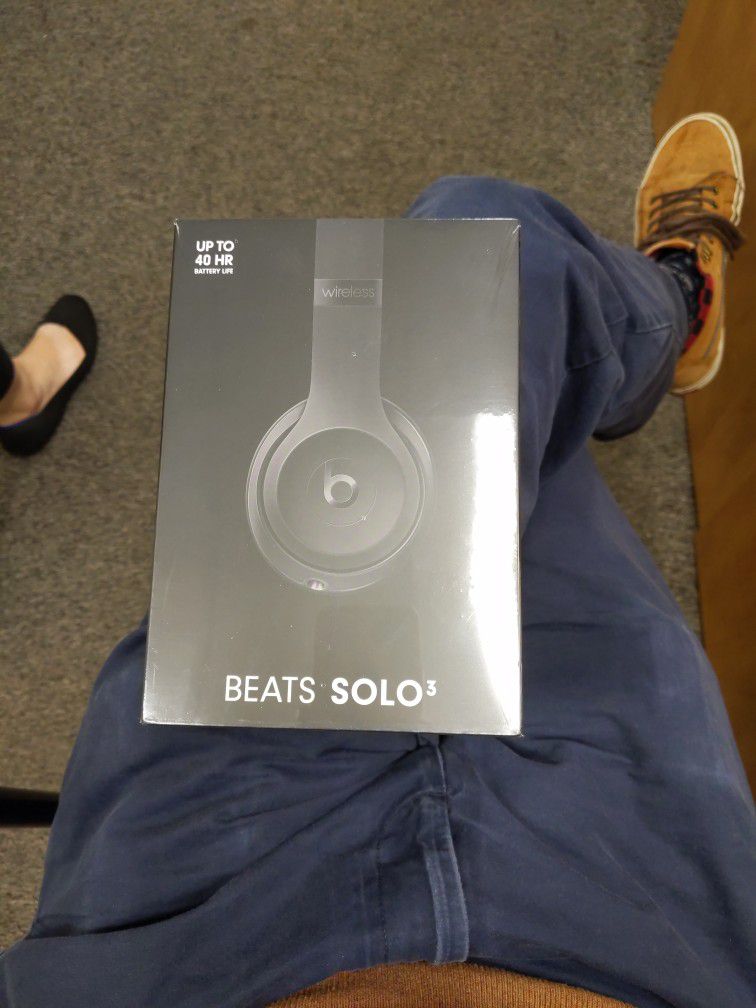 Beats Solo3 Brand New In Box