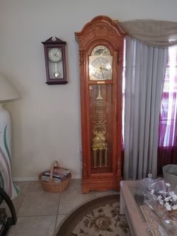 Howard Miller GrandFather Clock 