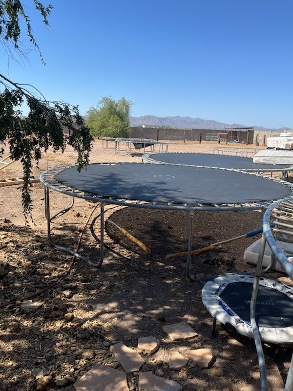 6 FREE TRAMPOLINES 14'-15'