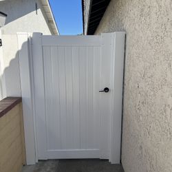 Vinyl Gates