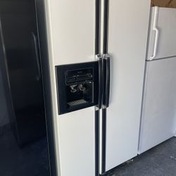 Refrigerator works great I sell them all the time