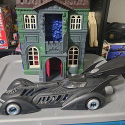 Kenner Batman Forever Batmobile and Wayne Manor